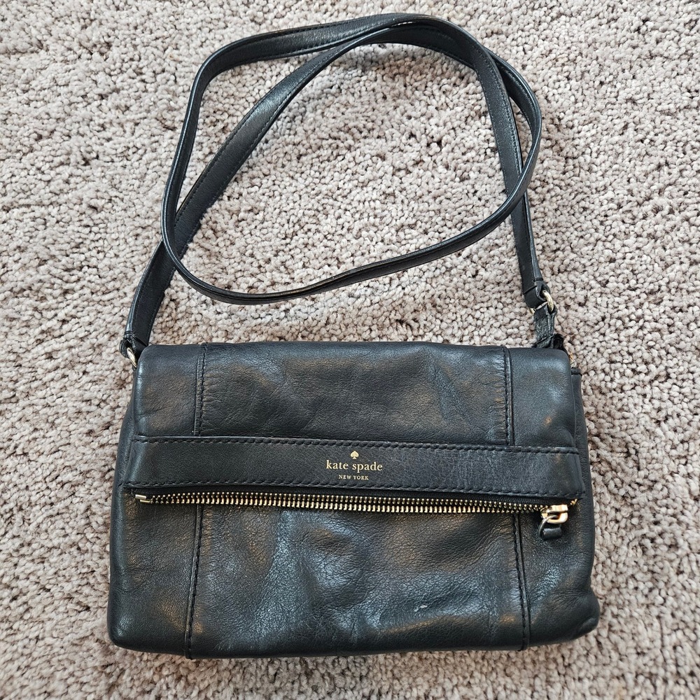 Kate Spade‎ New York Julian Black Leather Fold Over Crossbody Bag Designer Basic